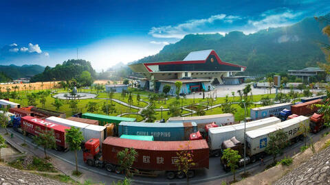 Prime Minister approves  a pilot project on building smart border gate in Lang Son