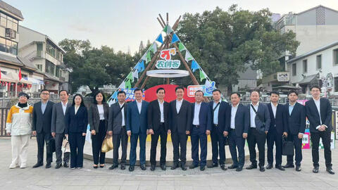 Đoàn đại biểu tỉnh thăm, làm việc tại một số địa phương của Trung Quốc