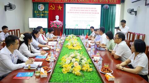 Hội đàm giữa Bệnh viện Đa khoa tỉnh Lạng Sơn, Việt Nam và Bệnh viện Nhân dân Khu tự trị dân tộc Choang Quảng Tây, Trung Quốc