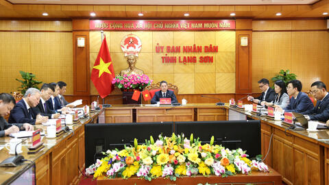 Strengthening border gate cooperation and promoting border trade between Lang Son (Vietnam) and Guangxi (China)