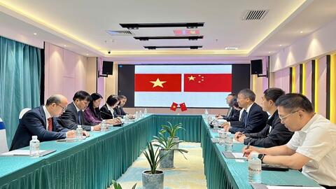 Đoàn đại biểu tỉnh tham dự Hội chợ Triển lãm Trung Quốc - ASEAN lần thứ 22 tại thành phố Nam Ninh, Quảng Tây, Trung Quốc