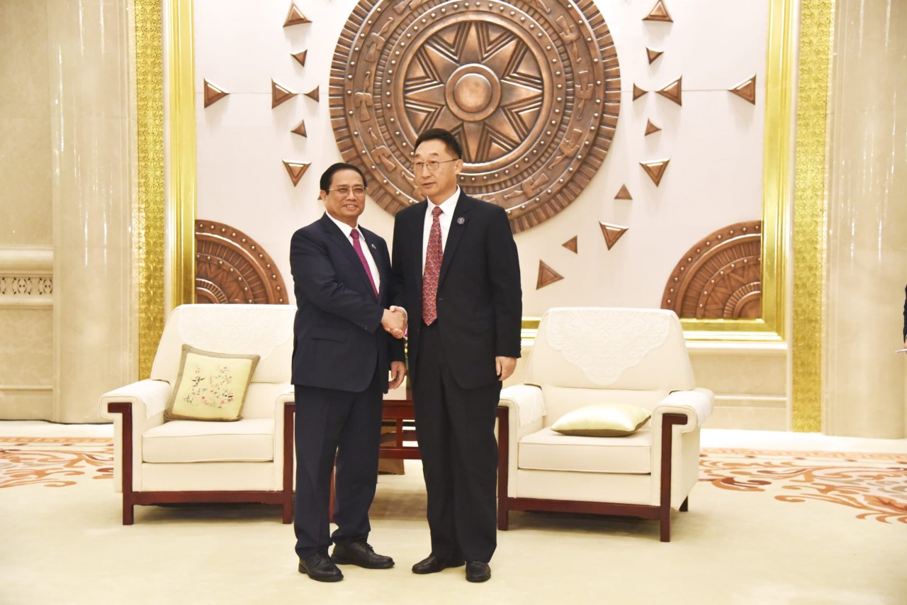 Description: Thủ tướng Phạm Minh Chính tiếp Bí thư Đảng ủy, Chủ tịch Nhân đại Khu tự trị Quảng Tây Lưu Ninh