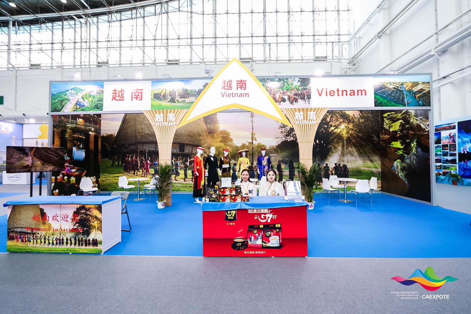 Description: C:\Users\Tinh Tu Computer\Desktop\gian-hang-viet-nam-duoc-quan-tam-rong-rai-tai-hoi-cho-du-lich-trung-quoc-asean-2022_9.jpg